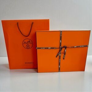 Hermès Signature Orange Extra Large Gift Box Shopping Bag Set with Hermes Ribbon